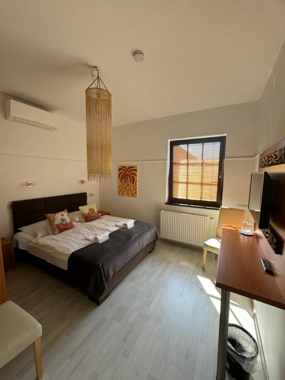 Pension Nest - Family Apartman โมชนมายารูวาร์ ภายนอก รูปภาพ