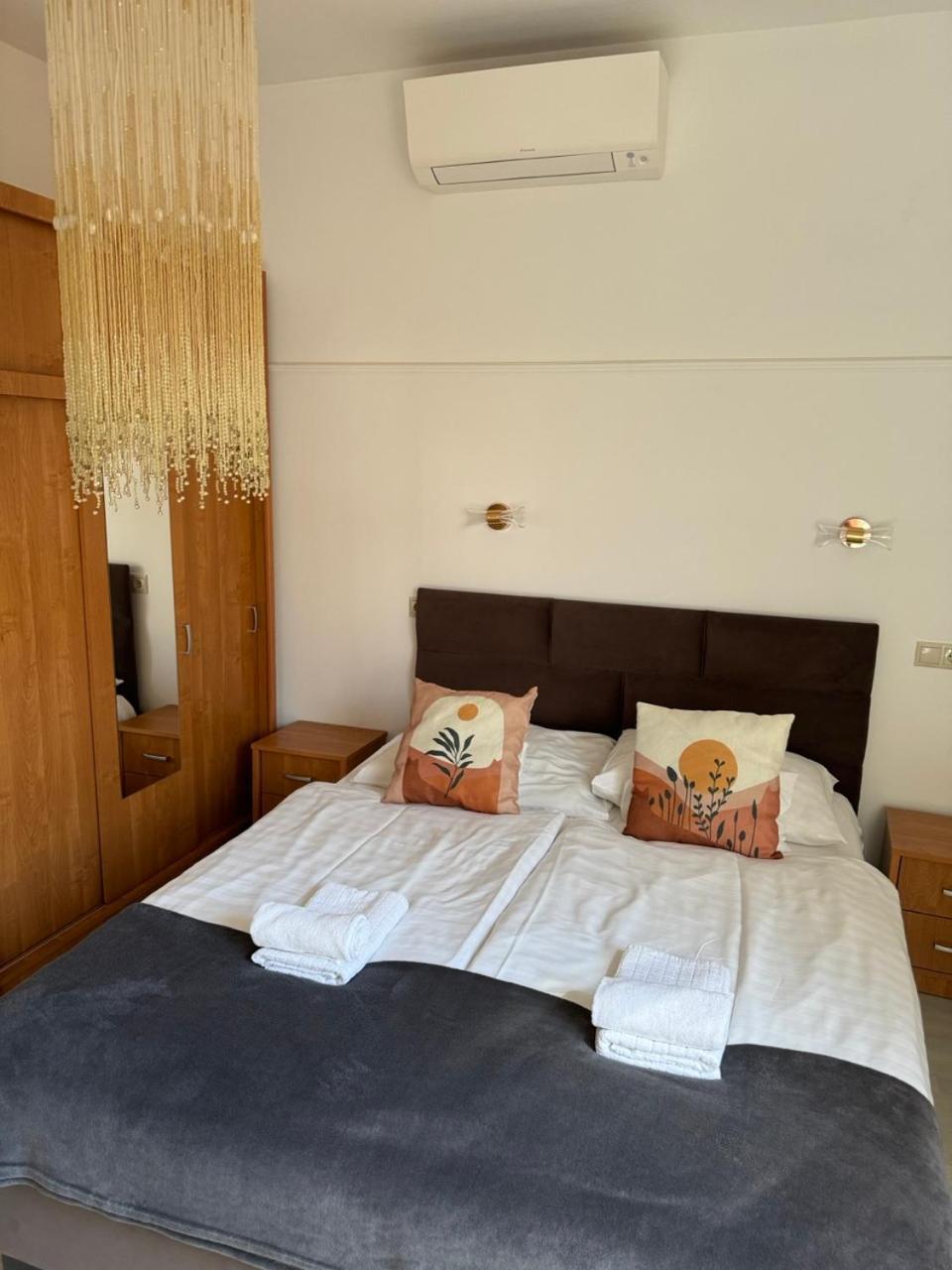 Pension Nest - Family Apartman โมชนมายารูวาร์ ภายนอก รูปภาพ